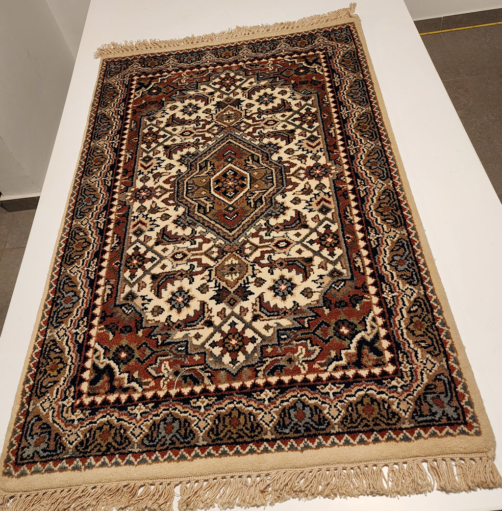 WA315 BIDJAR Cream | שטיח תפילה צמר עבודת יד בסגנון בידג'אר פרסי  60x90 ס"מ