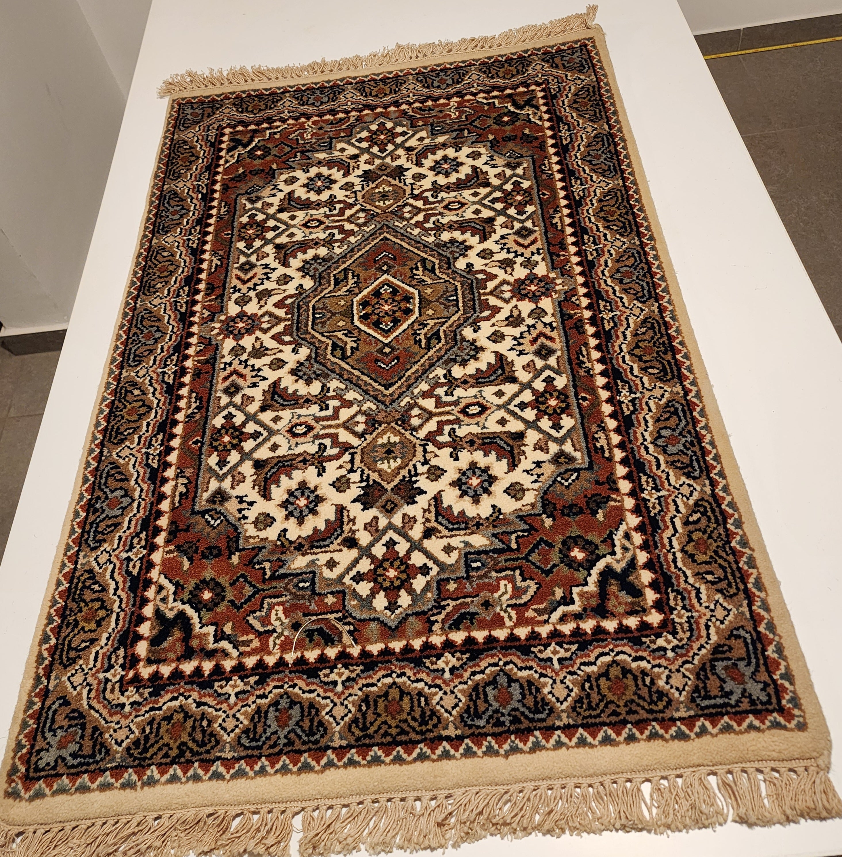 WA315 BIDJAR Cream | שטיח תפילה צמר עבודת יד בסגנון בידג'אר פרסי  60x90 ס"מ