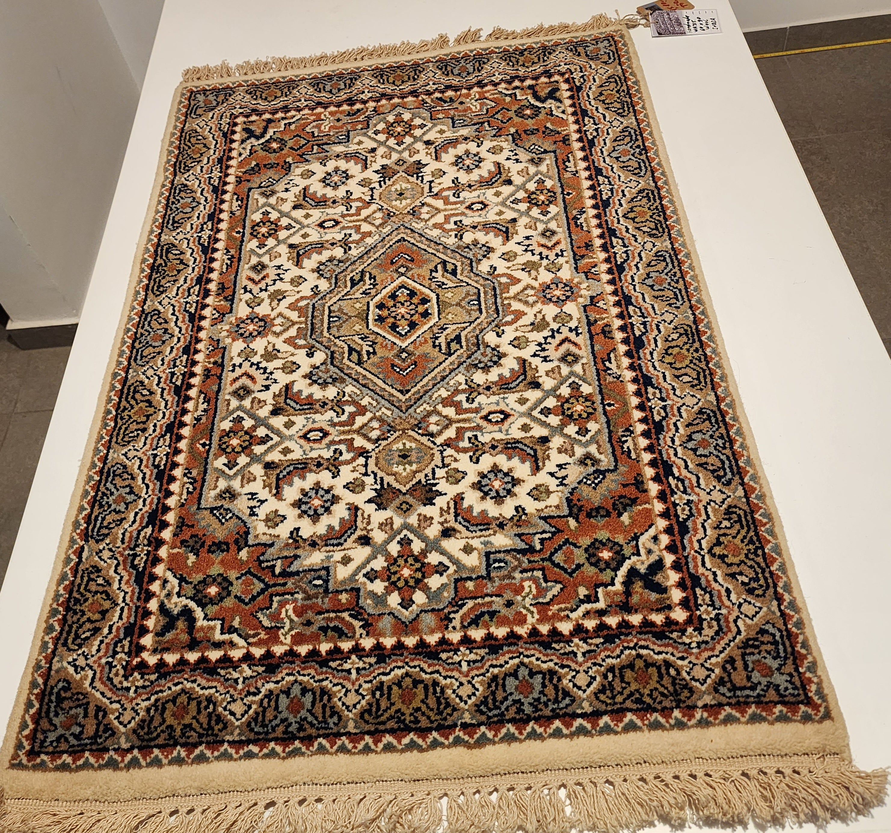 WA315 BIDJAR Cream | שטיח תפילה צמר עבודת יד בסגנון בידג'אר פרסי  60x90 ס"מ