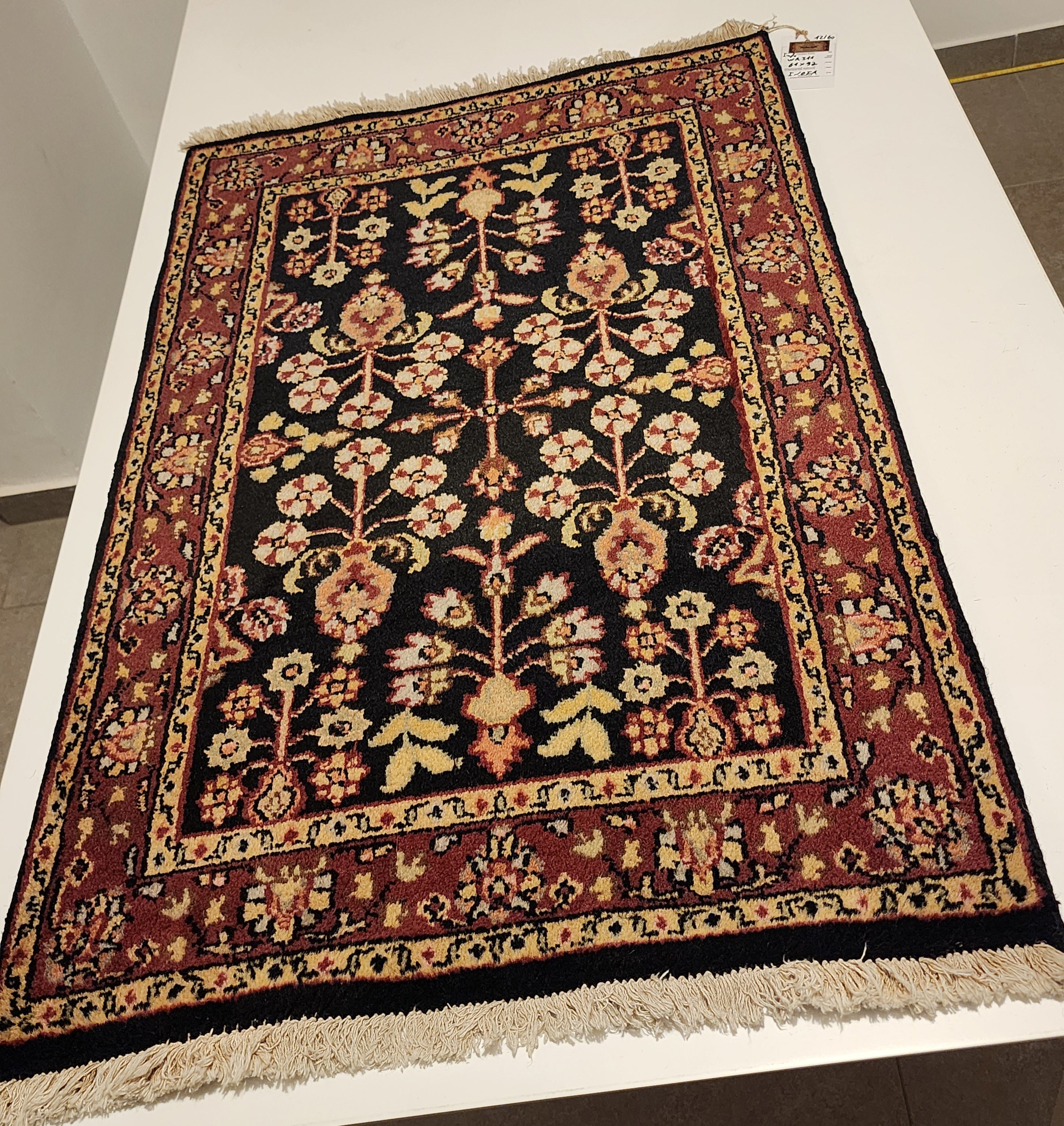 WA311 BIDJAR MAHI Black | שטיח תפילה צמר עבודת יד בסגנון בידג'אר פרסי  61x92 ס"מ