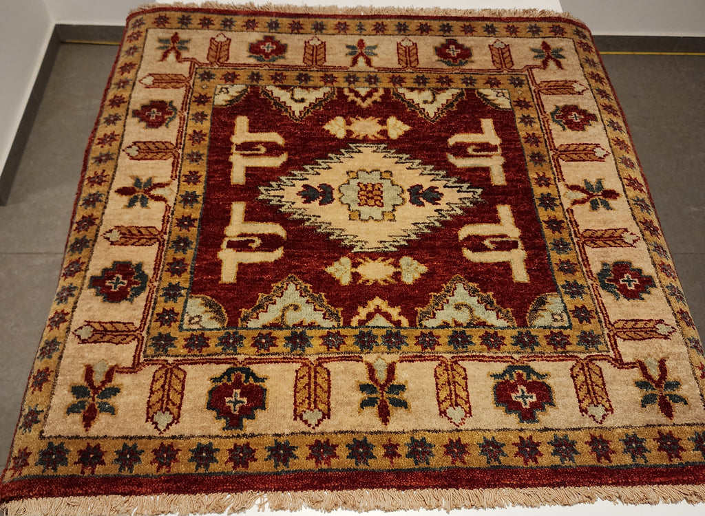 WB308 HERIZ Red | שטיח צמר עבודת יד בסגנון הריז פרסי  91x92 ס"מ