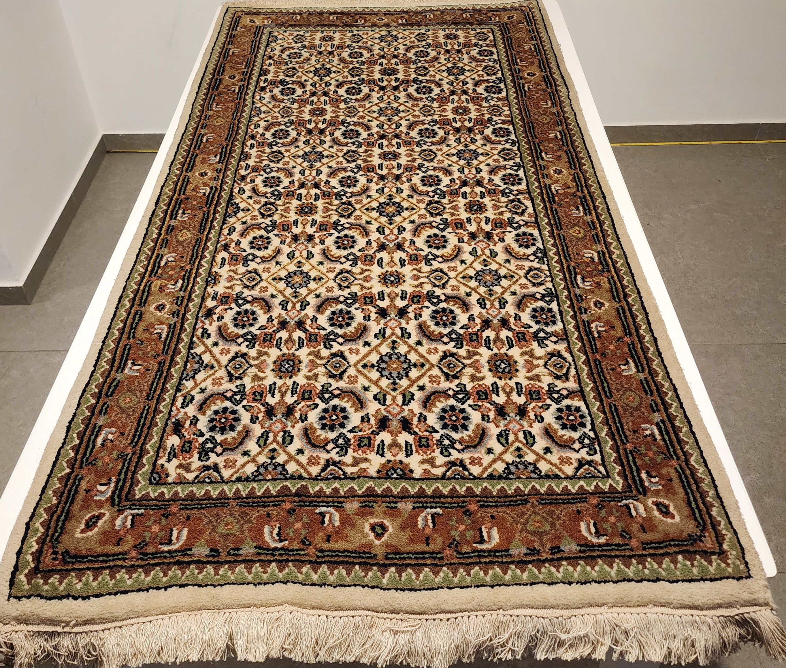 WB184 TABRIZ MAHI Cream | שטיח צמר עבודת יד בסגנון טבריז מאהי פרסי  74x139 ס"מ