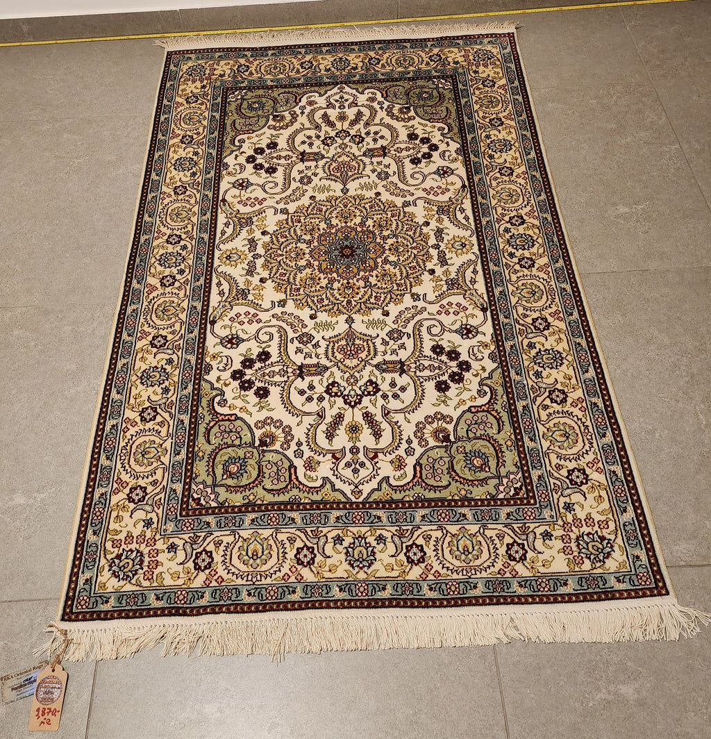 SLC334 SILK ISFAHAN | שטיח משי עבודת יד איספהן  100% 94x150 ס"מ