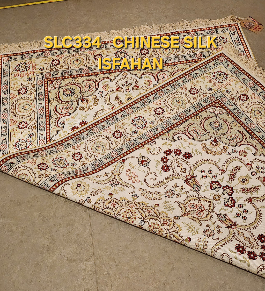 SLC334 SILK ISFAHAN | שטיח משי עבודת יד איספהן  100% 94x150 ס"מ