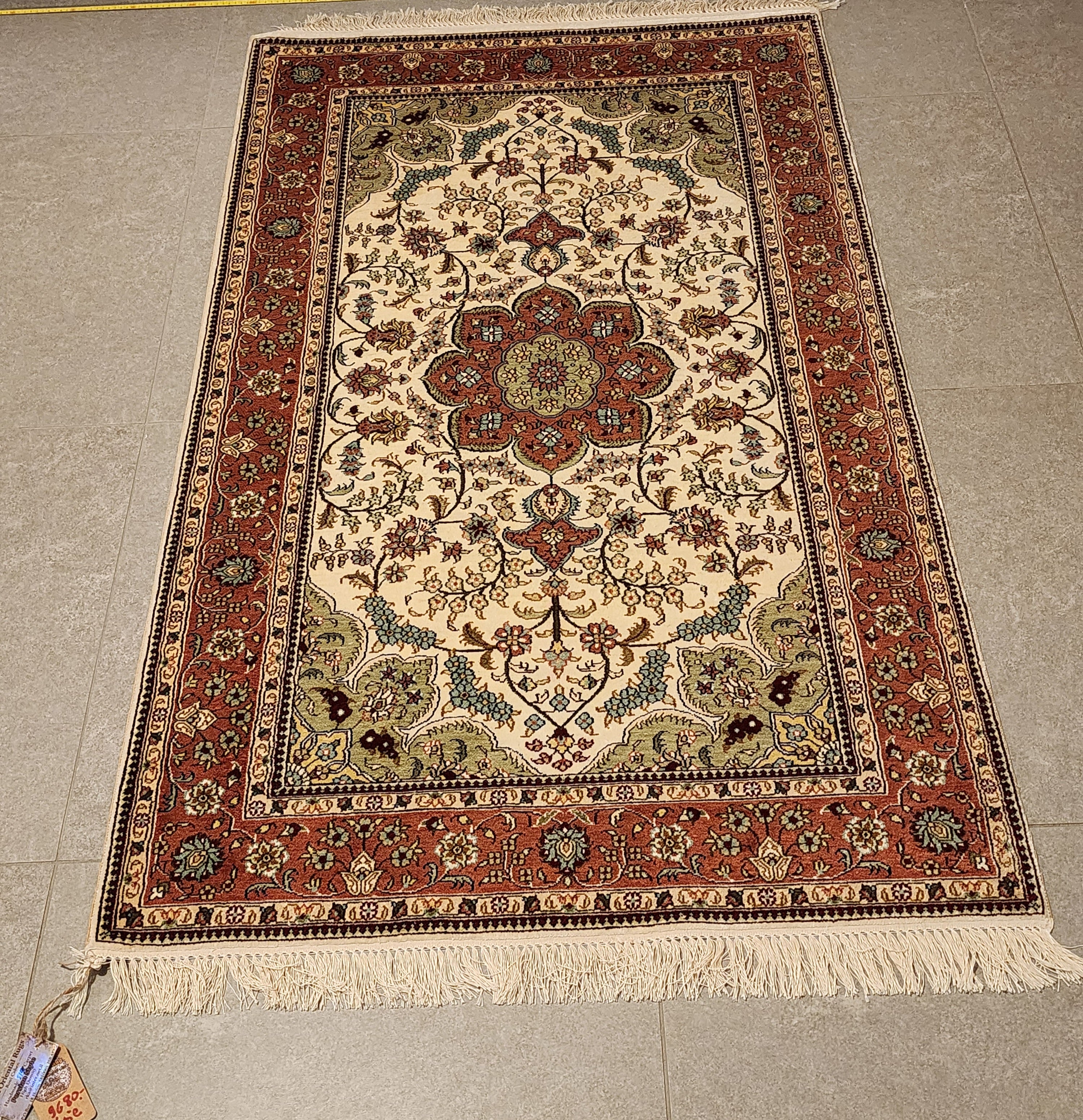 SLC336 SILK TABRIZ | שטיח משי עבודת יד טבריז 100% 91x152 ס"מ